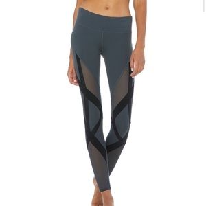ALO leggings